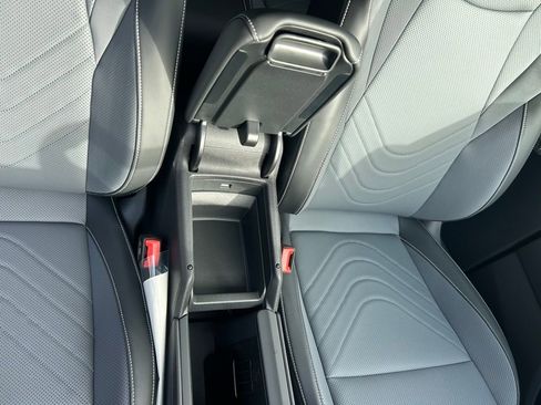 New 2026 Volkswagen Tiguan SE AWD/4WD image 39
