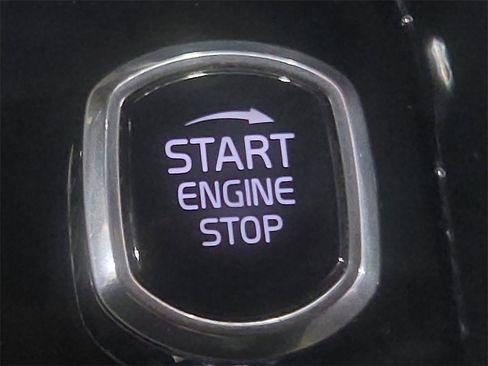 Used 2021 Volvo XC90 T5 Momentum w/ Climate Package image 22