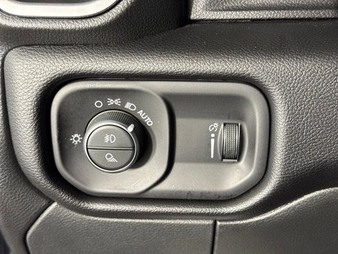 Certified 2026 RAM 2500 Big Horn AWD/4WD image 32