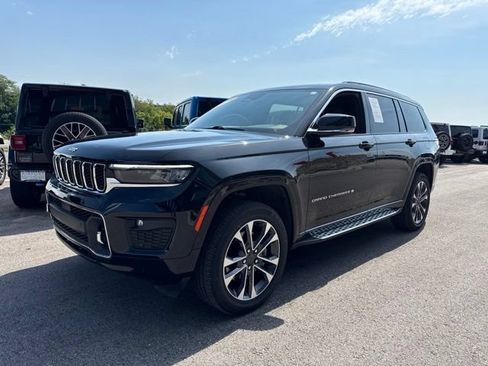 Used 2025 Jeep Grand Cherokee L Overland w/ Rear Seat Video Group I AWD/4WD image 8