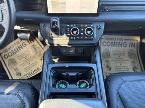 Certified 2023 Land Rover Defender 110 X image 30