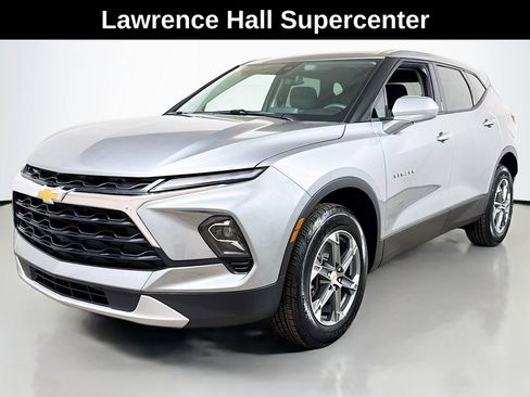 Certified 2026 Chevrolet Blazer LT FWD image 1