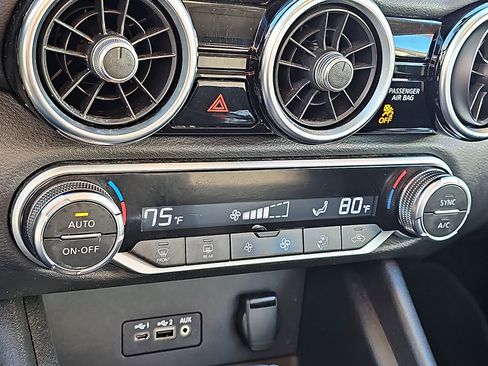 Used 2020 Nissan Sentra SV image 16