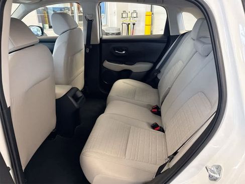 Certified 2025 Honda HR-V LX image 19