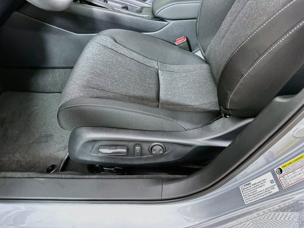 Used 2026 Honda Accord SE image 9