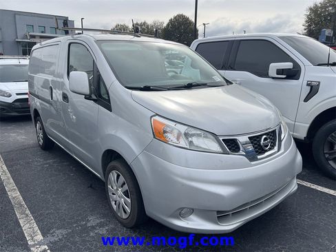 Used 2019 Nissan NV200 SV w/ Navigation Package image 4