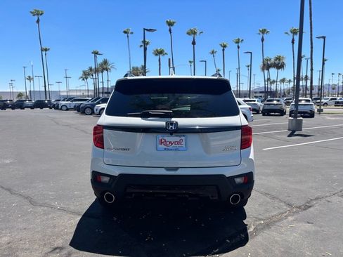 Used 2023 Honda Passport Elite image 6
