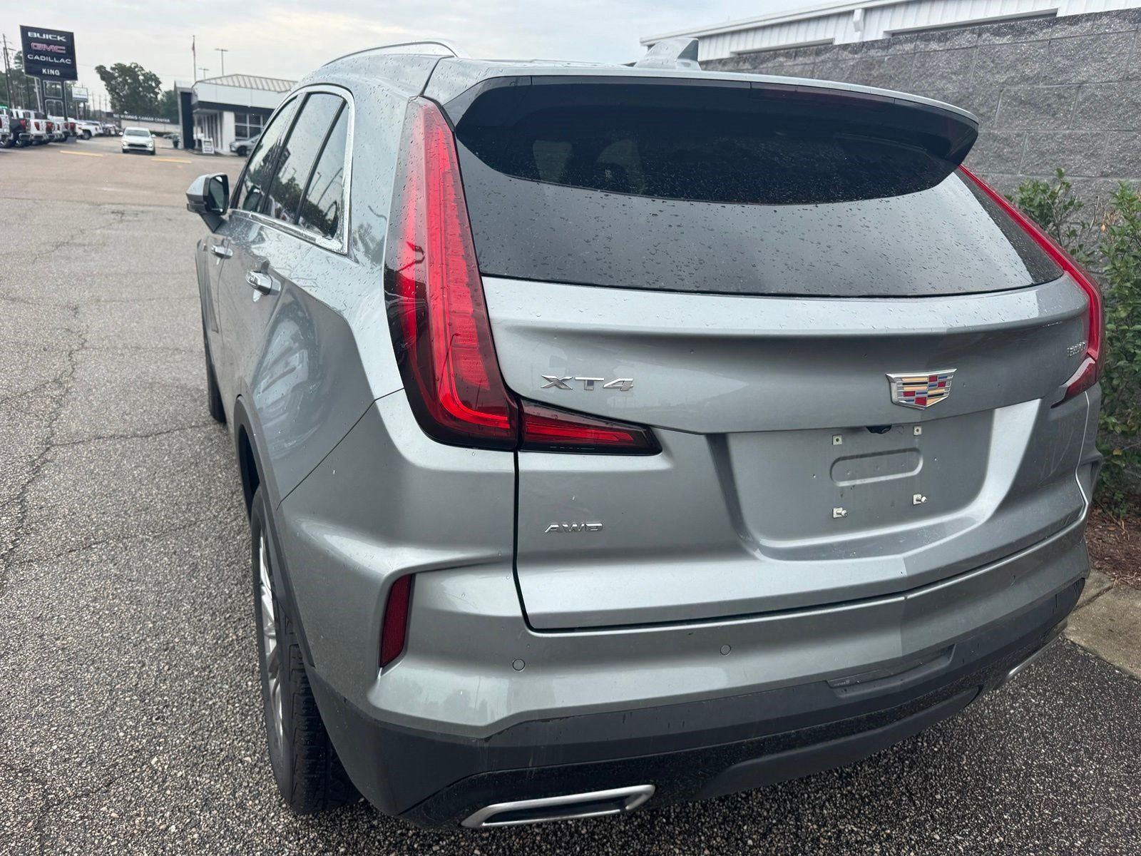 Used 2025 Cadillac XT4 Premium Luxury AWD/4WD image 10