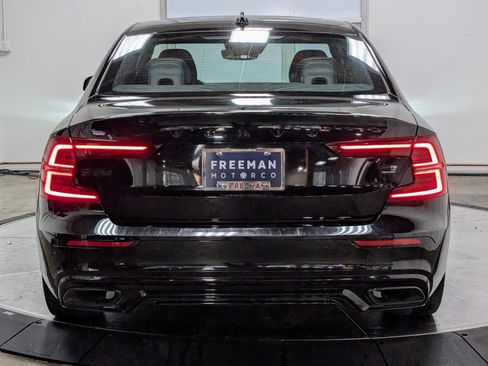 Used 2022 Volvo S60 T8 R-Design w/ Advanced Package image 8