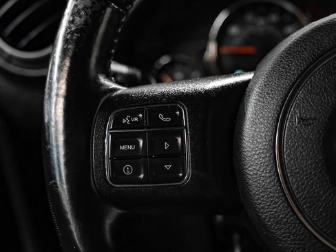 Used 2015 Jeep Wrangler Sport w/ Quick Order Package 24S AWD/4WD image 14