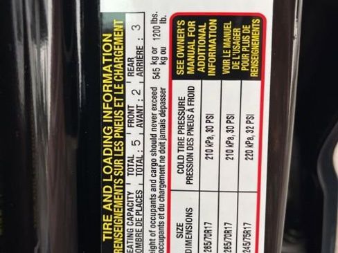 Used 2025 Toyota Tacoma TRD Off-Road image 21