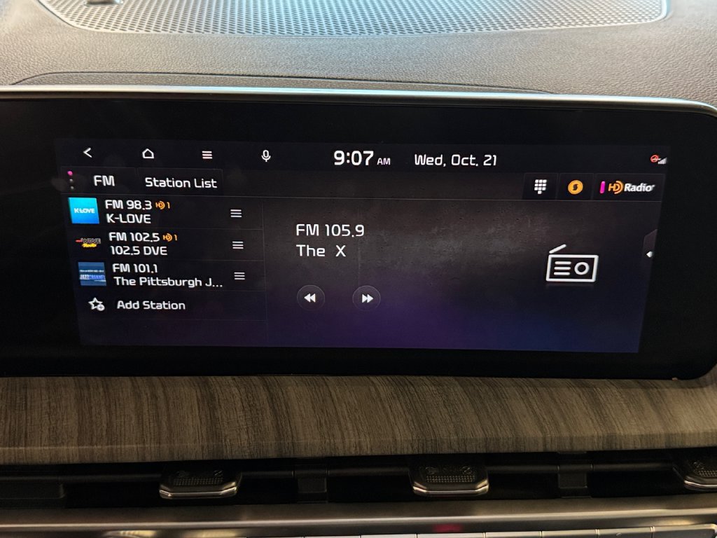 Certified 2024 Kia Telluride EX w/ EX Captain's Chair Package AWD/4WD image 17