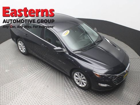 Used 2023 Chevrolet Malibu LT FWD image 3