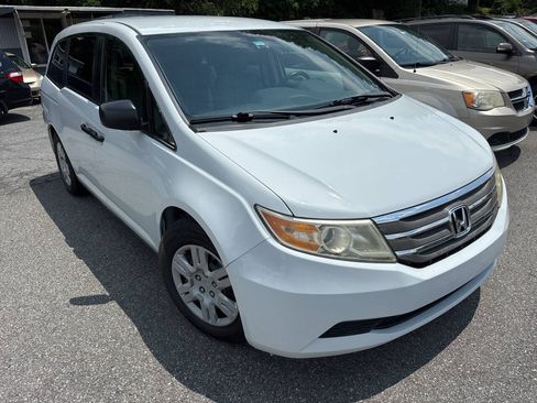 Used 2013 Honda Odyssey LX image 3