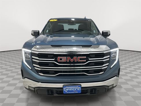Used 2024 GMC Sierra 1500 SLT w/ SLT Premium Package image 8