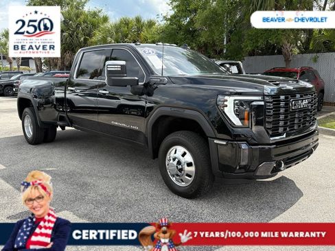 Used 2024 GMC Sierra 3500 Denali Ultimate AWD/4WD image 9