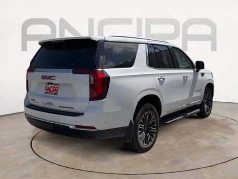 Used 2025 GMC Yukon Elevation w/ LPO, Get Active Package RWD image 9