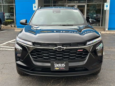 New 2026 Chevrolet Trax RS w/ Driver Confidence Package image 2