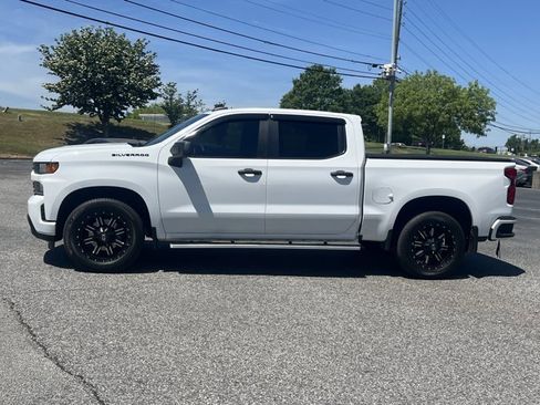 Used 2021 Chevrolet Silverado 1500 Custom image 8