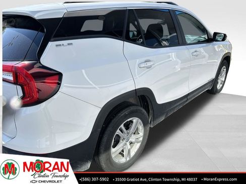 Certified 2023 GMC Terrain SLE w/ Driver Convenience Package FWD image 4