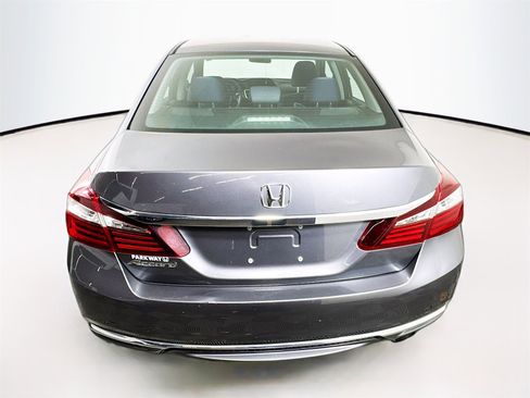 Used 2016 Honda Accord LX image 6