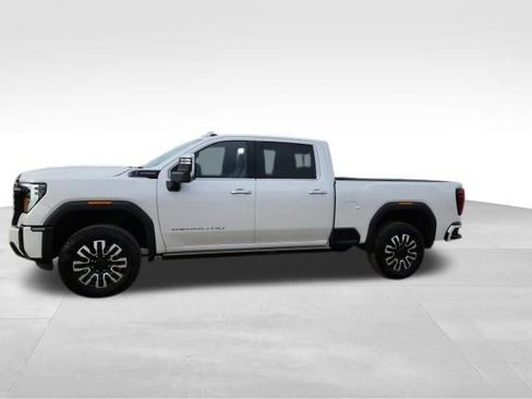 Used 2025 GMC Sierra 2500 Denali Ultimate image 4