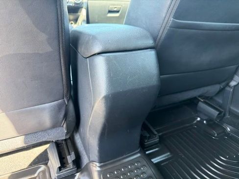 Used 2018 Subaru Forester 2.5i Premium w/ Popular Package #2A AWD/4WD image 29