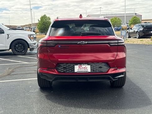 Used 2024 Chevrolet Equinox EV RS w/ Active Safety Package 3 FWD image 18