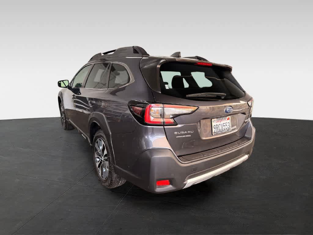 Certified 2025 Subaru Outback Limited AWD/4WD image 4