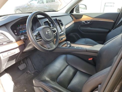 Certified 2023 Volvo XC90 B6 Plus image 16