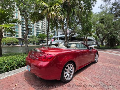 Used 2014 INFINITI Q60 Convertible w/ Premium Package RWD image 19
