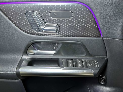 Certified 2025 Mercedes-Benz GLA 250 4MATIC image 22