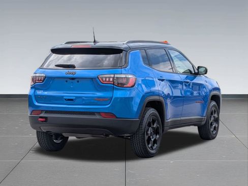 Used 2024 Jeep Compass Trailhawk AWD/4WD image 5