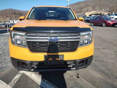 Used 2022 Ford Maverick Lariat w/ Lariat Luxury Package image 2