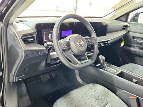 Certified 2026 Nissan Kicks SV FWD image 10