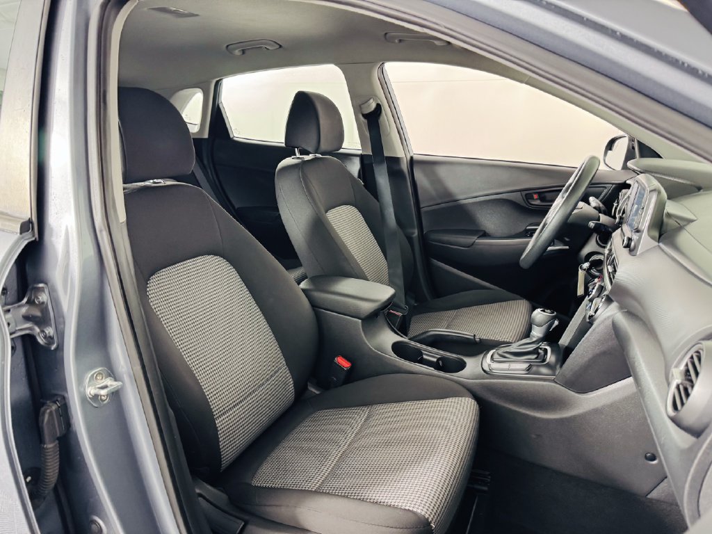 Used 2019 Hyundai Kona SE FWD image 26