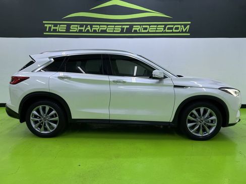 Used 2021 INFINITI QX50 Luxe FWD image 11