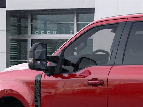 New 2025 Ford F250 XLT w/ Black Appearance Package image 20