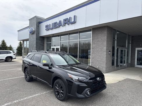 Certified 2025 Subaru Outback Onyx Edition AWD/4WD image 1