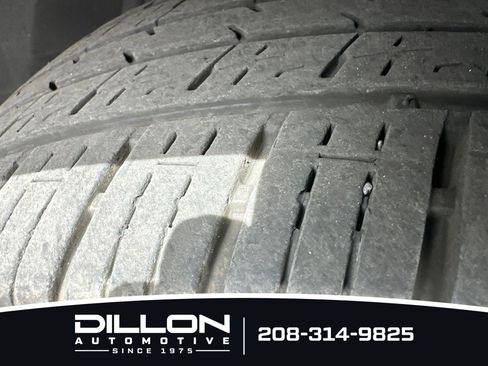Used 2025 Nissan Rogue SV AWD/4WD image 16