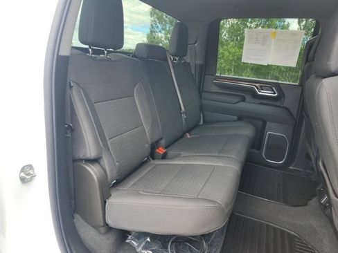 Used 2025 Chevrolet Silverado 2500 LT w/ Convenience Package AWD/4WD image 23