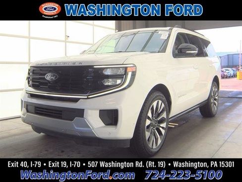 Used 2025 Ford Expedition Platinum w/ Driver's Package image 1