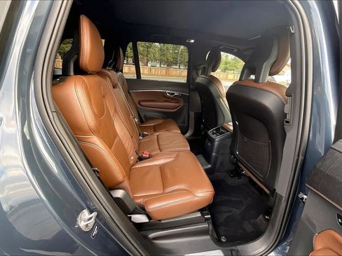 Used 2022 Volvo XC90 T8 Inscription w/ Advanced Package image 30