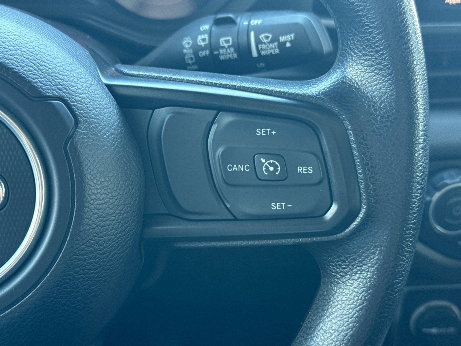Used 2024 Jeep Wrangler Unlimited Sport AWD/4WD image 29