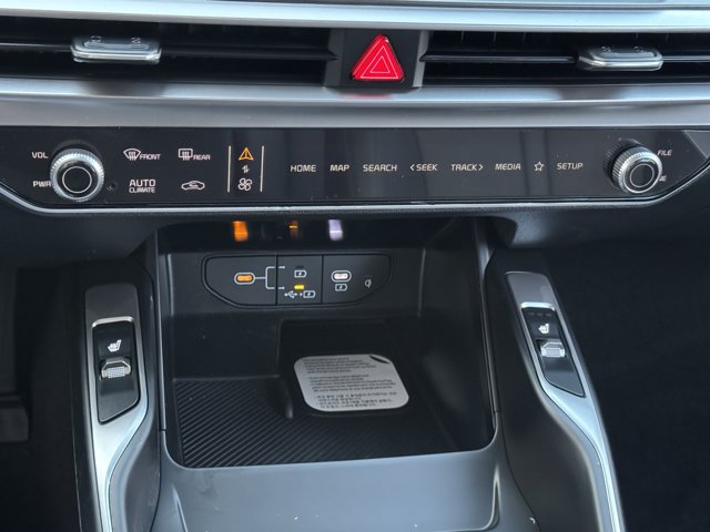 New 2026 Kia Sorento S FWD image 17