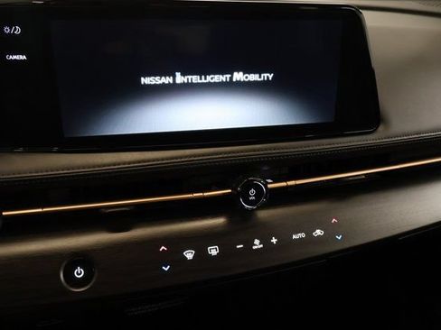 Used 2024 Nissan Ariya FWD image 21