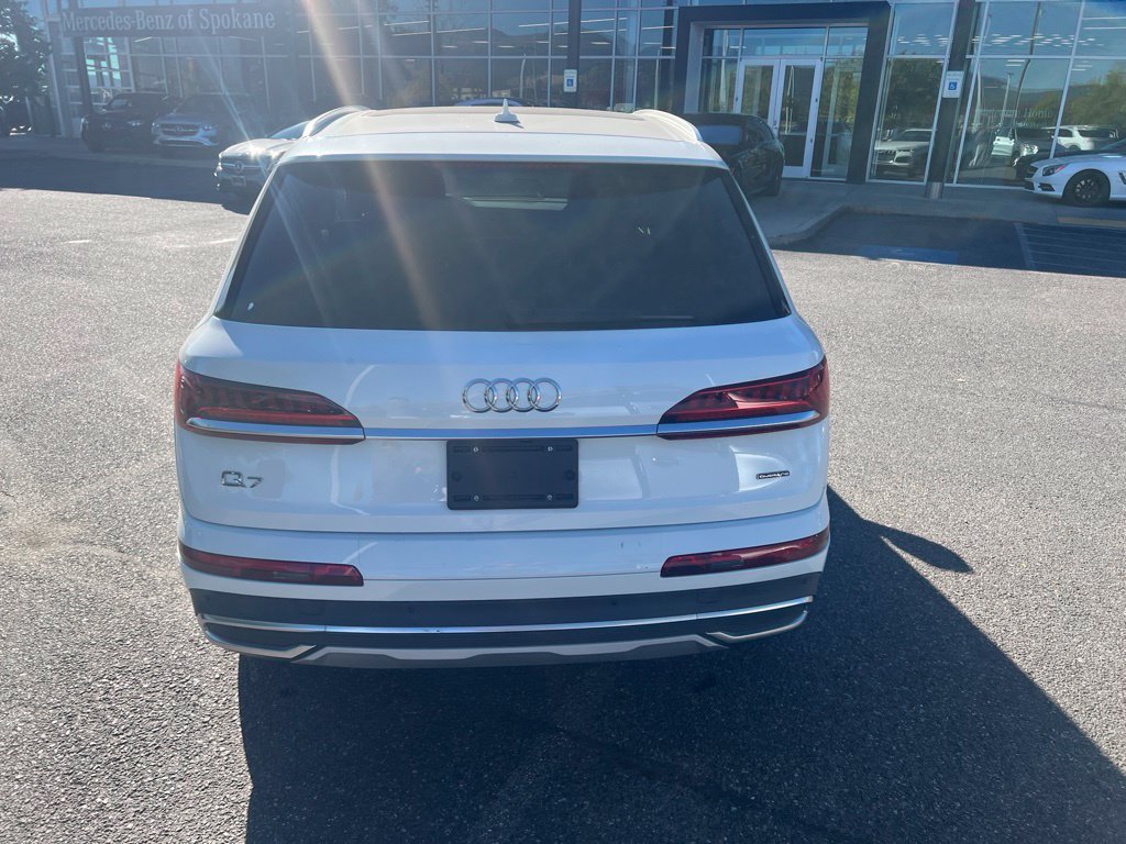 Used 2023 Audi Q7 3.0T Premium w/ Convenience Package AWD/4WD image 7