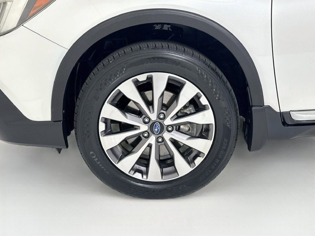Used 2019 Subaru Outback 2.5i Touring w/ Protection Package #1 AWD/4WD image 33