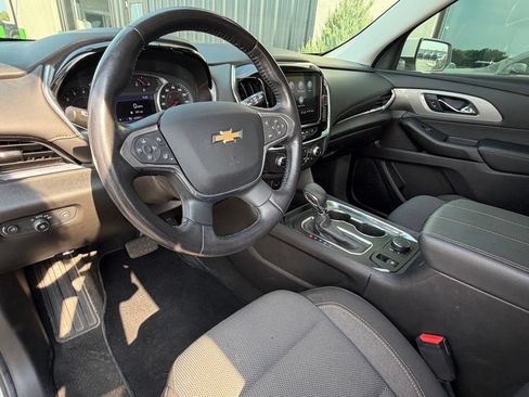 Used 2021 Chevrolet Traverse LT AWD/4WD image 7