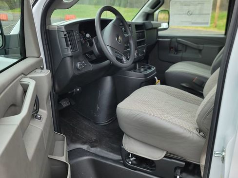 New 2025 Chevrolet Express 2500 Work Van w/ Driver Convenience Package image 19